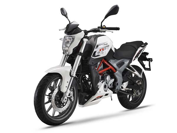  எஞ்சின்