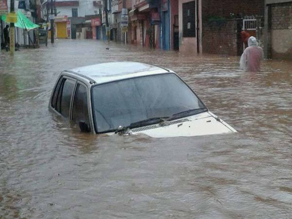 cars affected in chennai floods to be serviced