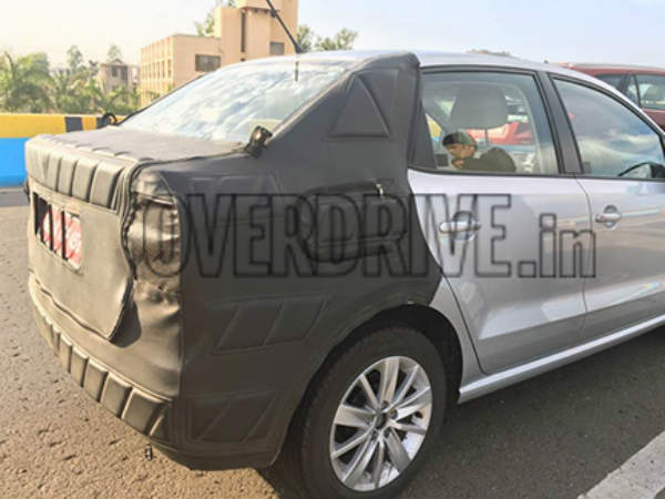 பவர்ஃபுல் மாடல்கள்