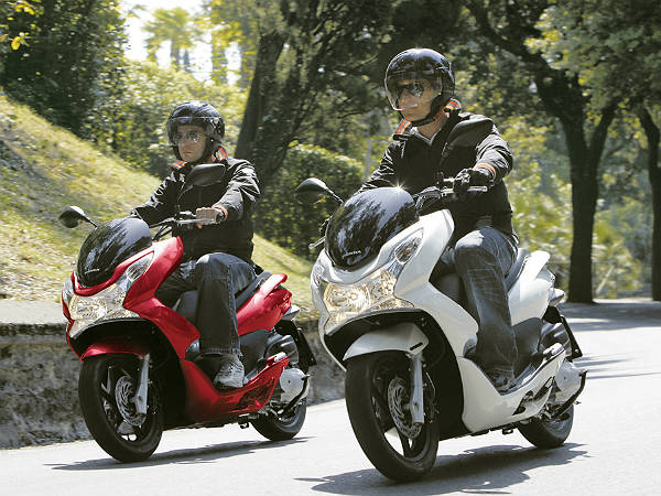 01. ஹோண்டா பிசிஎக்ஸ் 150 01. ஹோண்டா பிசிஎக்ஸ் 150