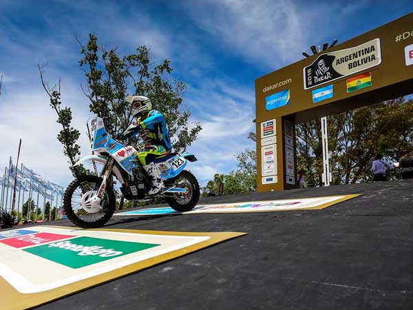 2016 டக்கார் ஸ்டேஜ் 4-ன் முடிவுகள்;