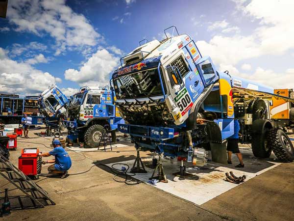 2016 டக்கார் ஸ்டேஜ் 7-ன் முடிவுகள்;