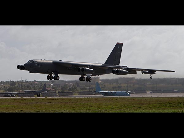 அணுகுண்டு