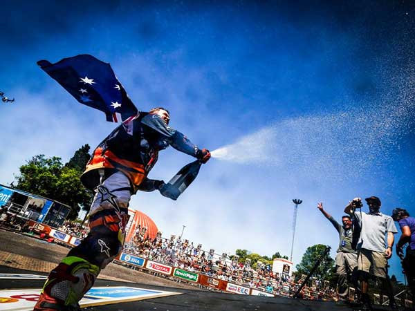 செய்திகள் உடனுக்குடன்;