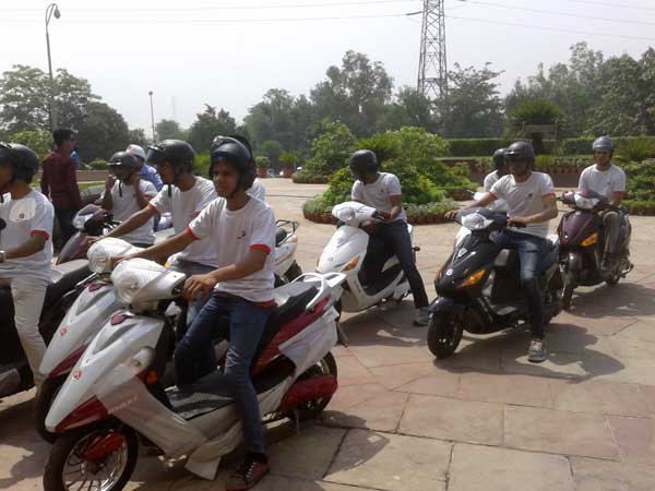 இதர தொடர்புடைய செய்திகள்;