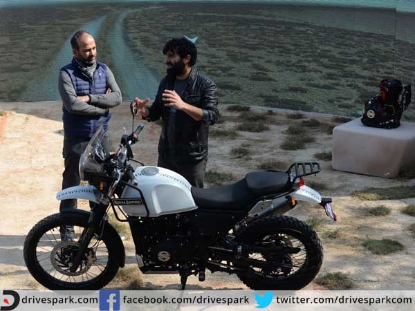 இதர தொடர்புடைய செய்திகள்;