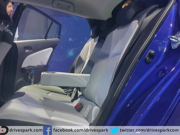 பொழுதுபோக்கு அம்சங்கள்;