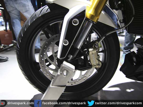 சஸ்பென்ஷன்;