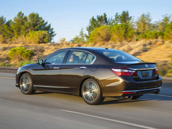 இந்திவிற்கான மாடலின் விவரங்கள்;