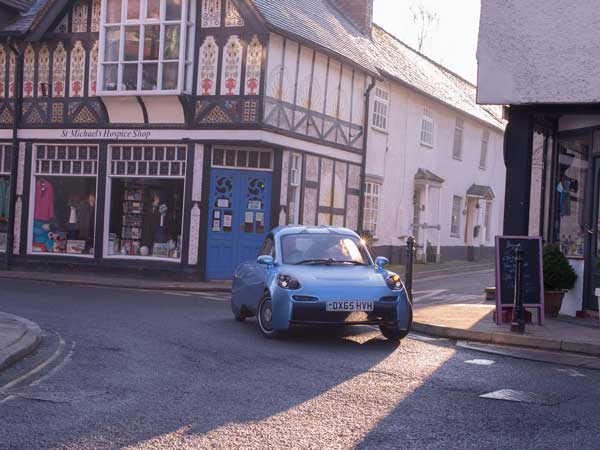 நிதி உதவி நிதி உதவி