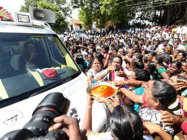 டெம்போ டிராவலருக்கு மாற்று