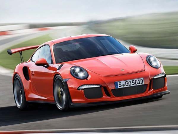 10. போர்ஷே 911 கரெர்ரா ஜிடி3 ஆர்எஸ்;