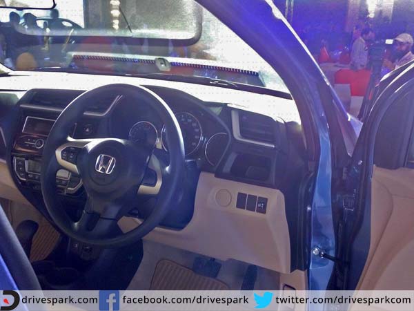 விலை விவரங்கள் - பெட்ரோல் வேரியண்ட்;