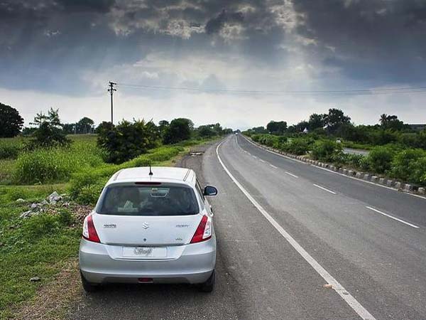 06. மார்வ் அண்ட் மத் தீவு சாலை