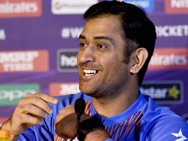 வரி கட்ட தவறிய டோணி வரி கட்ட தவறிய டோணி