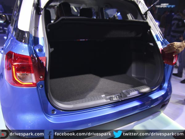 இதர தொடர்புடைய செய்திகள்; 