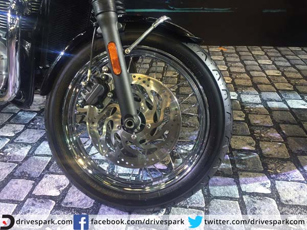 இதர தொடர்புடைய செய்திகள்;