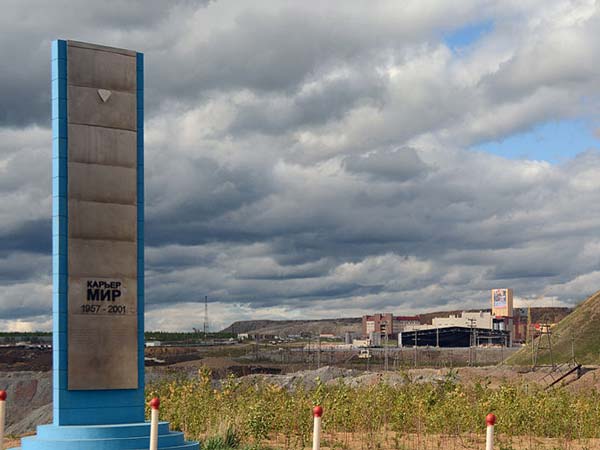 37. வைர படிமானம்