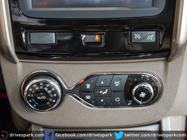 2016 ரெனோ டஸ்ட்டர் எஸ்யூவி - கூடுதல் படங்கள்