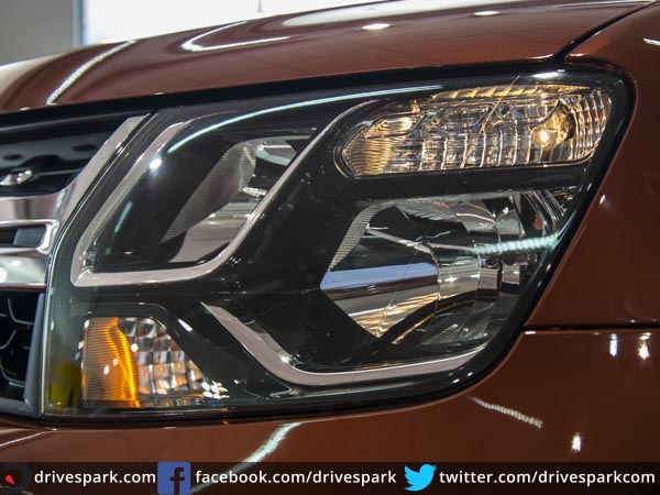 இதர தொடர்புடைய செய்திகள்;