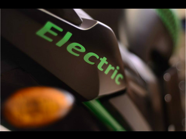  கியர்பாக்ஸ் இல்லை