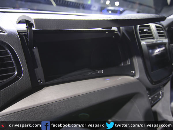 தொழில்நுட்ப அம்சங்கள்;