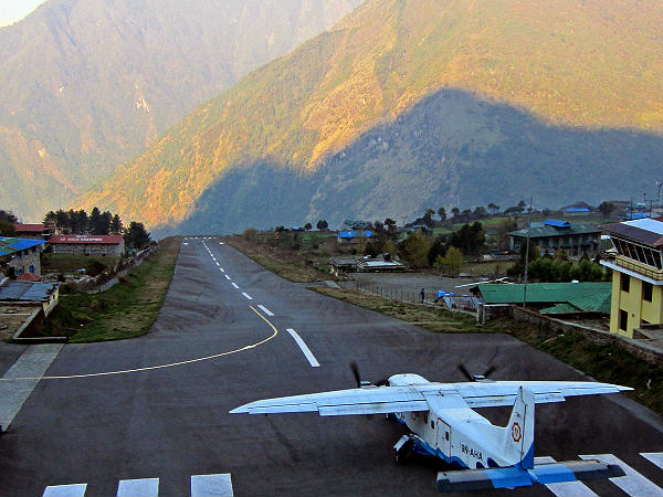 உலகின் அபாயகரமான விமான ஓடுபாதைகள்