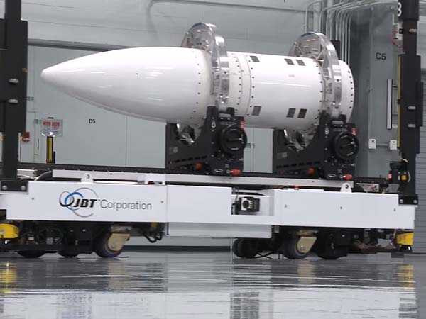 தானாக பறக்கும்