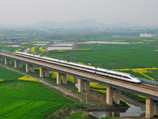  மிக நீளமான பாலம்