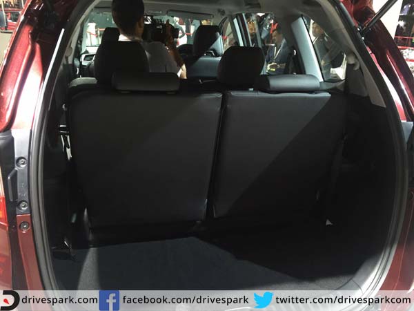 7-ஸீட்டர்;