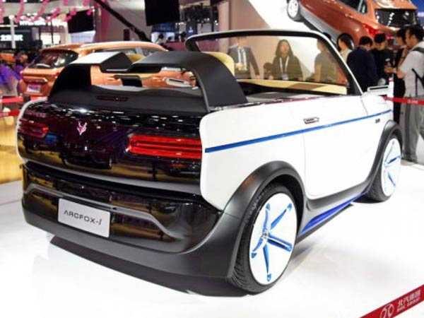 பேட்டரி பேக்;