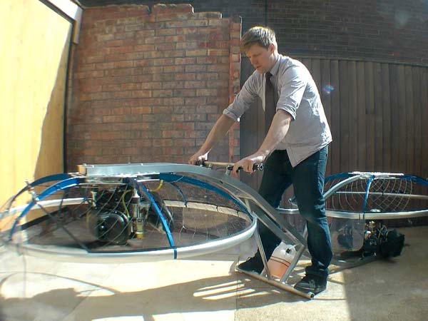 இங்கிலாந்து இளைஞர்