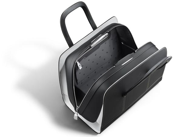 சிறப்பு அம்சங்கள்;