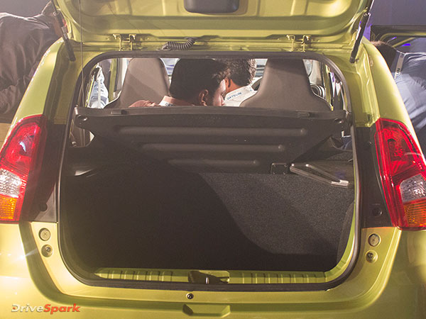 இதர தொடர்புடைய செய்திகள்;