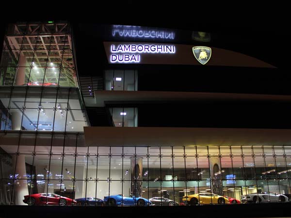 லம்போர்கினி துபாய்...