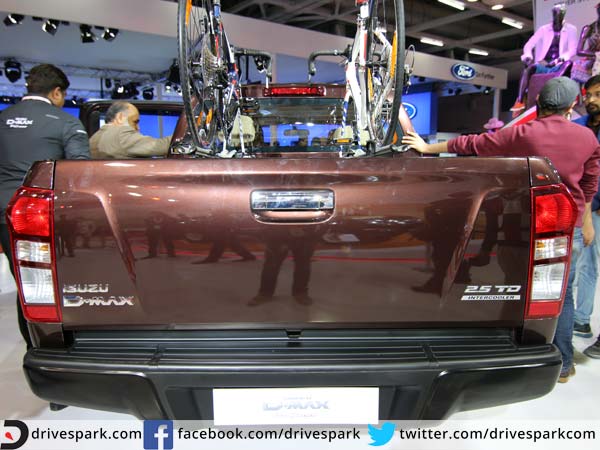 இதர தொடர்புடைய செய்திகள்;