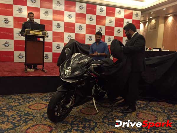 எம்வி அகுஸ்ட்டா எஃப்3 - இஞ்ஜின்;