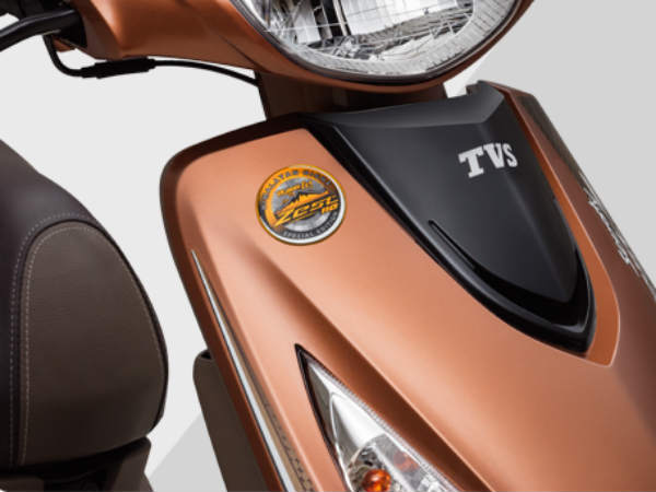 அனம் ஹாஷிமுக்கு மரியாதை;