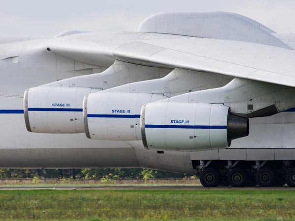 எஞ்சின்