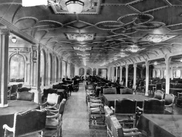 டைனிங் ஹால்