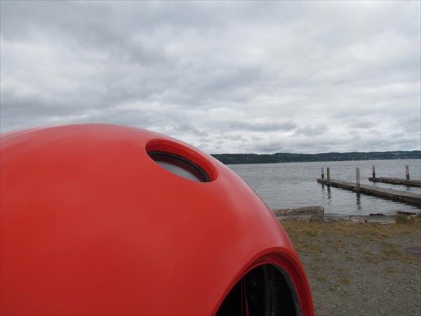 மிதக்கும்