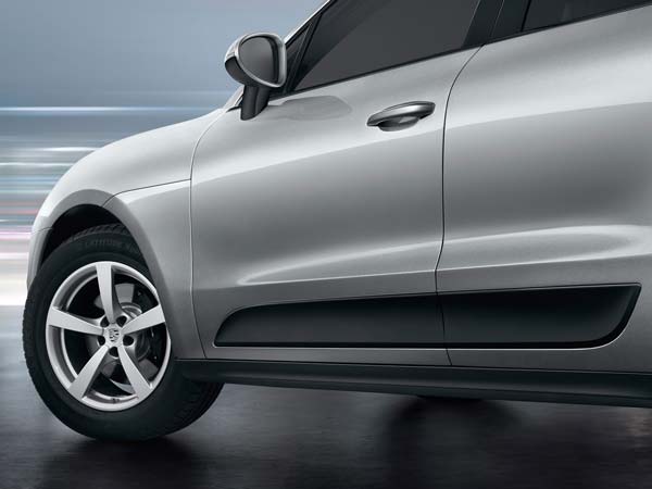 2.0 லிட்டர் போர்ஷே மசான் எஸ்யூவி - கூடுதல் படங்கள்