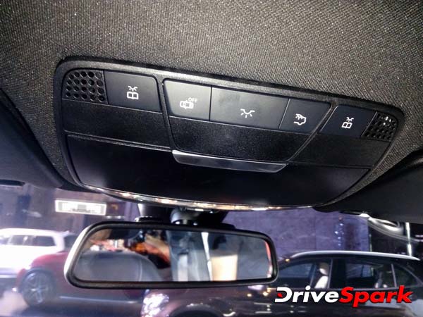 பாதுகாப்பு அம்சங்கள்;