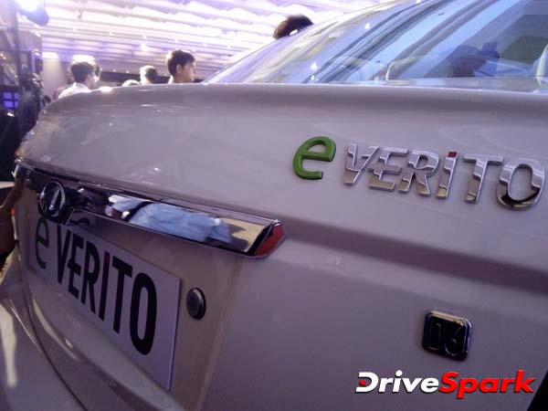 மஹிந்திரா இ-வெரிட்டோ எலக்ட்ரிக் செடான் - கூடுதல் படங்கள்