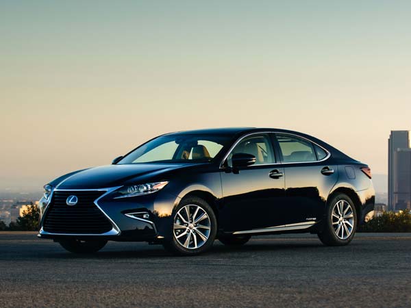 2016 டொயோட்டா லெக்சஸ் இஎஸ் 300ஹெச் ஹைப்ரிட் - கூடுதல் படங்கள்