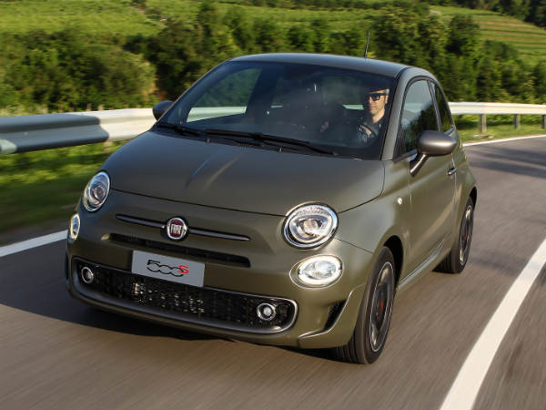 புதிய ஃபியட் 500எஸ் குட்டி ஹேட்ச்பேக் - கூடுதல் படங்கள்