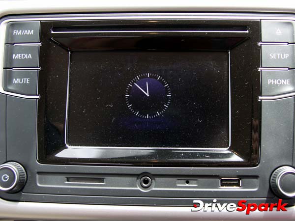 இன்ஃபோடெயின்மென்ட் சிஸ்டம்