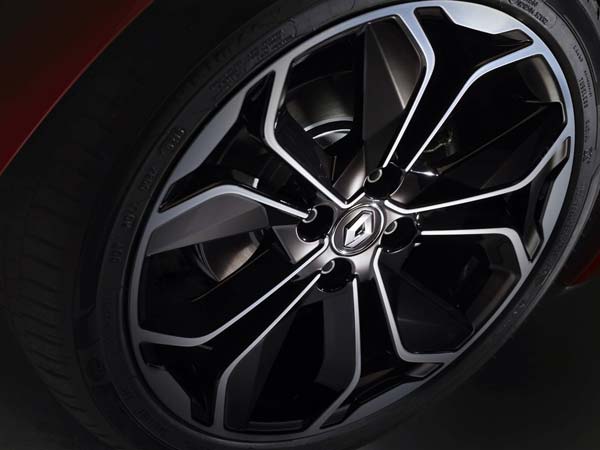 இதர தொடர்புடைய செய்திகள்;