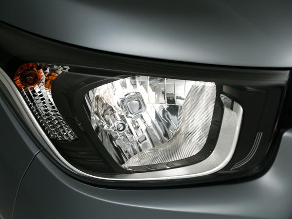 செவர்லே எசென்சியா காம்பேக்ட் செடான் - கூடுதல் படங்கள்