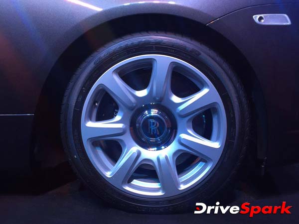 ரோல்ஸ்ராய்ஸ் டான் கன்வெர்டிபிள் - கூடுதல் படங்கள்